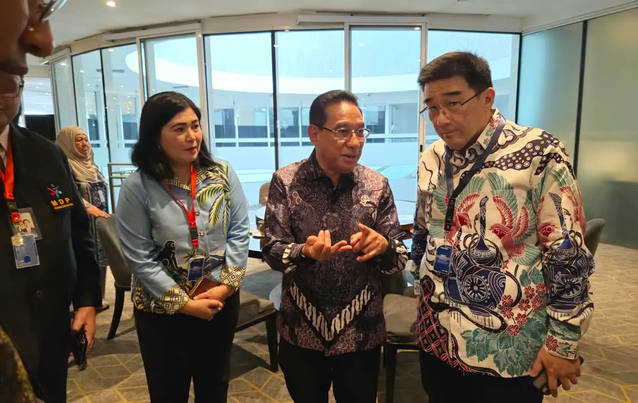 Dirut RS Kandou Starry Rampengan Hadiri Forum Nasional KKI 2026